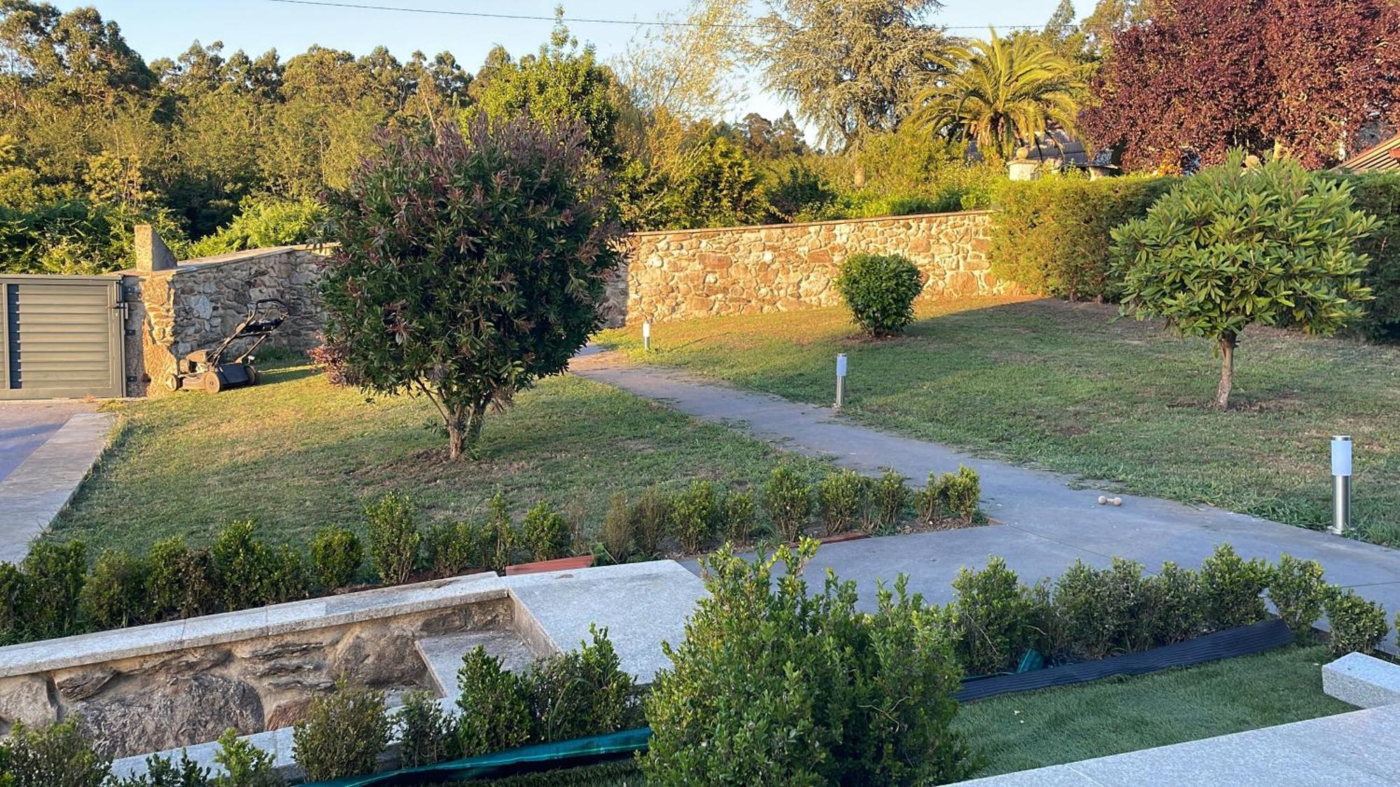 Casa Vanguardista En El Campo Cerca De Santiago ポンテベドラ エクステリア 写真